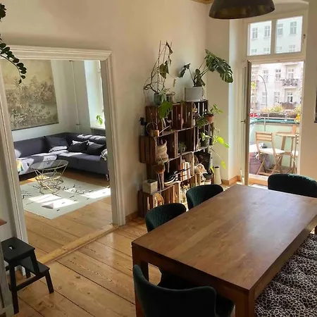 Spirit & Style - Grosszuegige Prenzlauer Berg Lage Apartment *